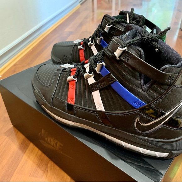 Nike Lebron 3 - Black University Red 2022 - Picture 2 of 3